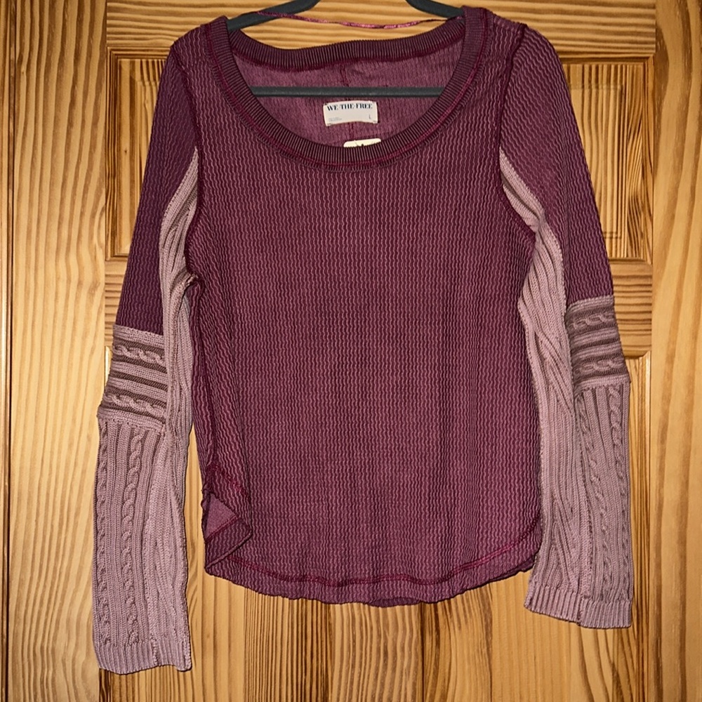Free People We The Free Swinging Cable Cuff Vineyard Grape Combo Sweater NWT - Picture 6 of 13